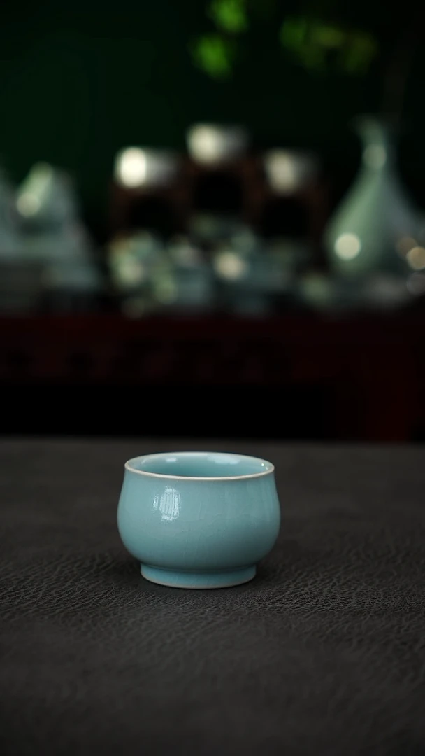 瓷片冰裂纹卷足玉兰杯70CC精品-二