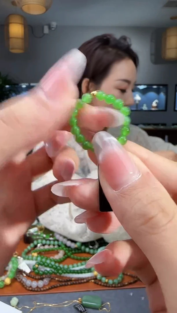 未镶嵌戒指和田玉1