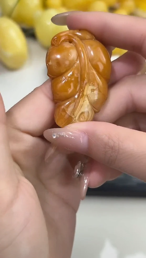 裸石琥珀未镶嵌琥珀蜜蜡吊坠