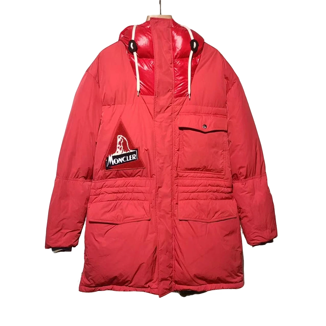 95新 MONCLER 休闲 刺绣 徽章 羽绒服/5码/XG-Y15180