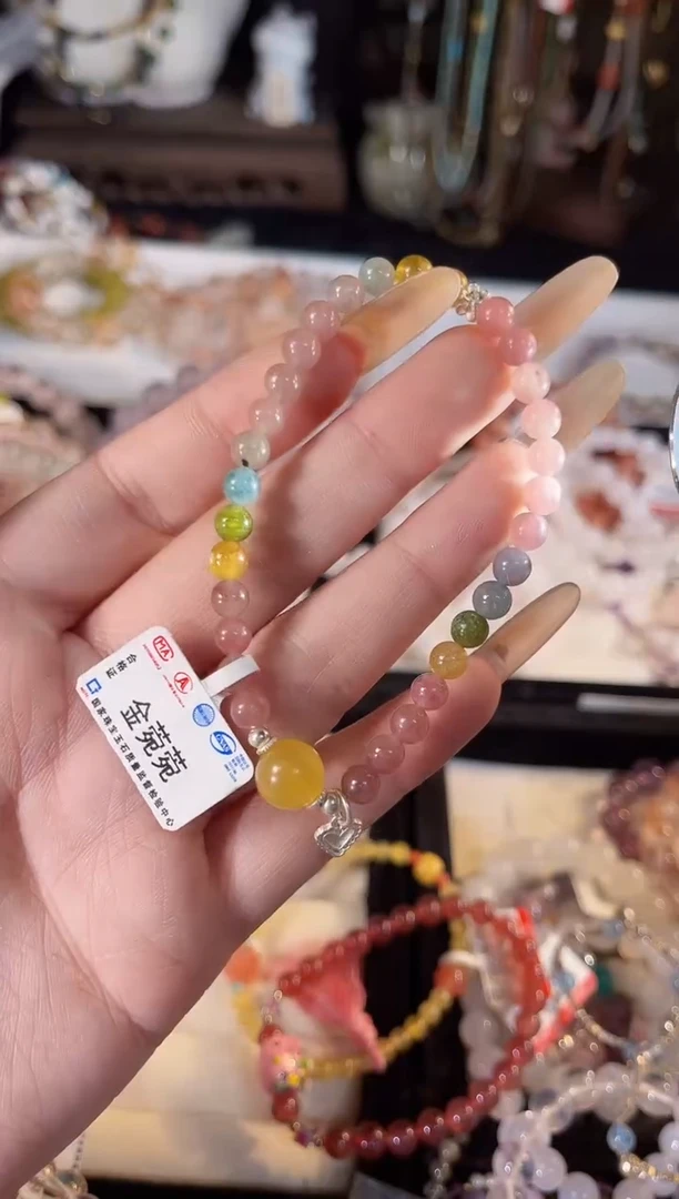 【闪购商品】水晶手链银S925镶嵌多样性发货其一