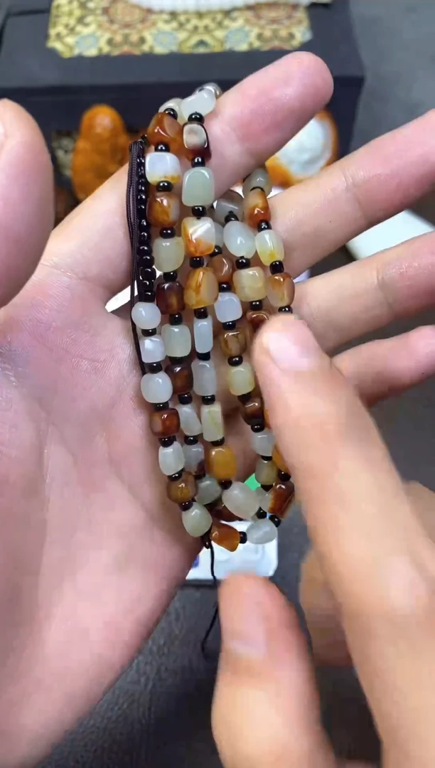 和田玉未镶嵌挂件日**地和田玉