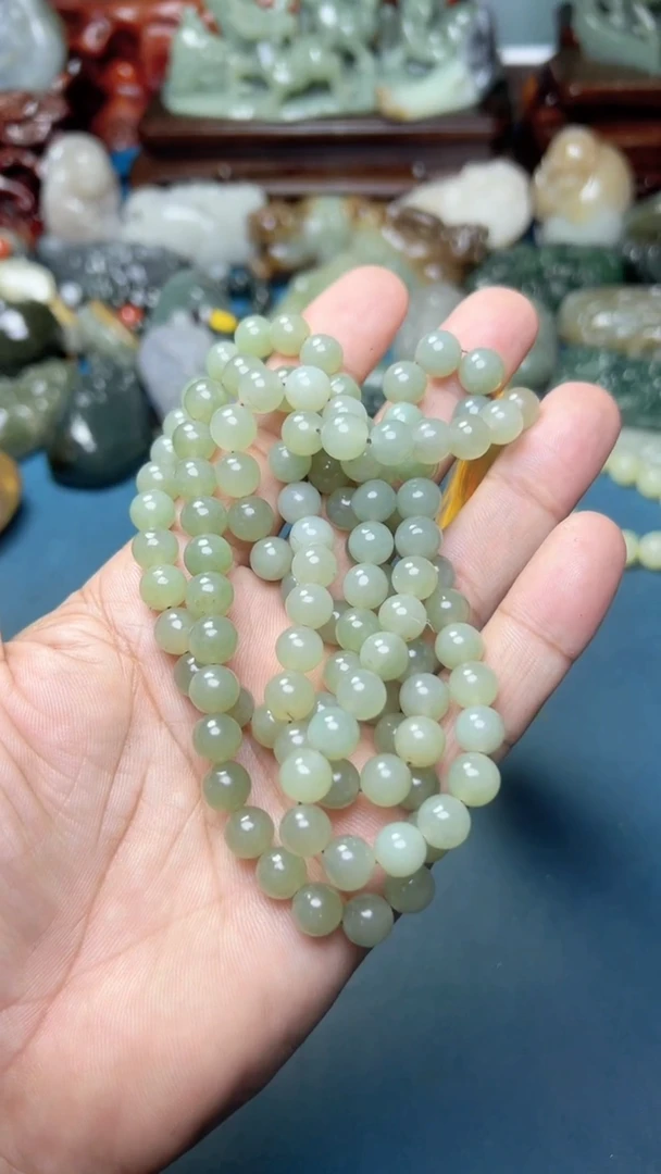 未镶嵌和田玉挂件-