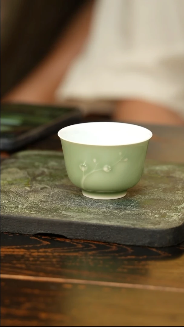 素和|秘色柴窑梅花杯