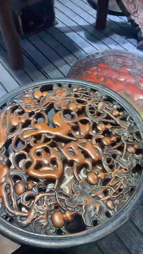 木紫檀雕刻一物一拍