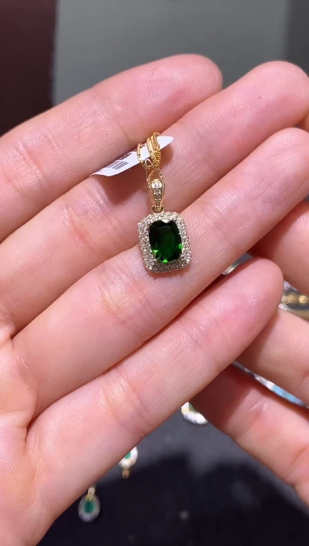 银S925镶嵌透辉石吊坠吊坠