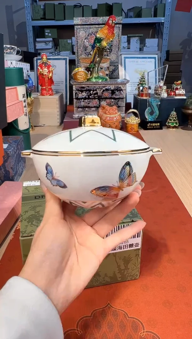 【闪购商品】杯123自然写生蝴蝶炖盅