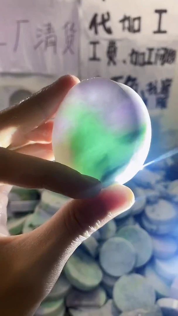 裸石翡翠天然翡翠250