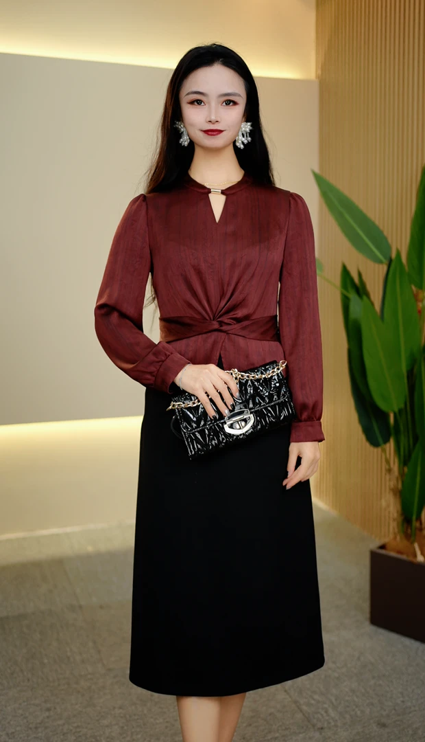 2025新款连衣裙长袖优雅气质遮肚子显瘦洋气减龄妈妈装1780