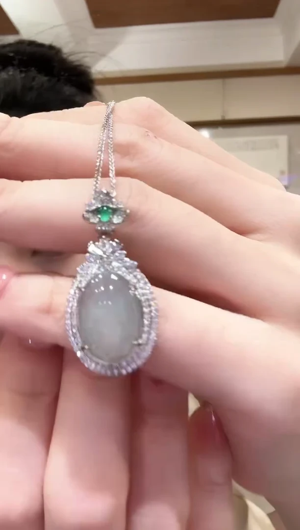 翡翠银S925镶嵌颈饰国风