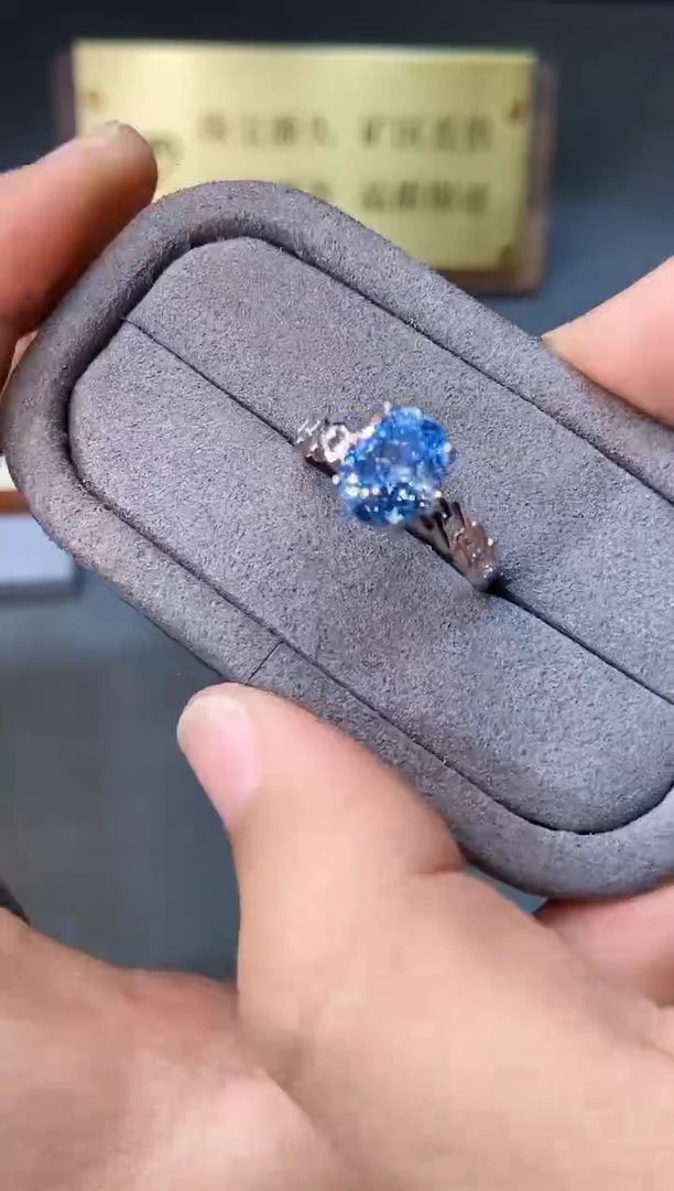 银S925镶嵌戒圈海蓝宝石.........