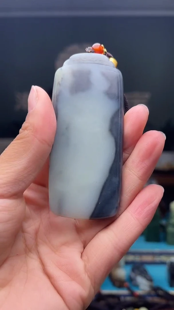 未镶嵌和田玉挂件1