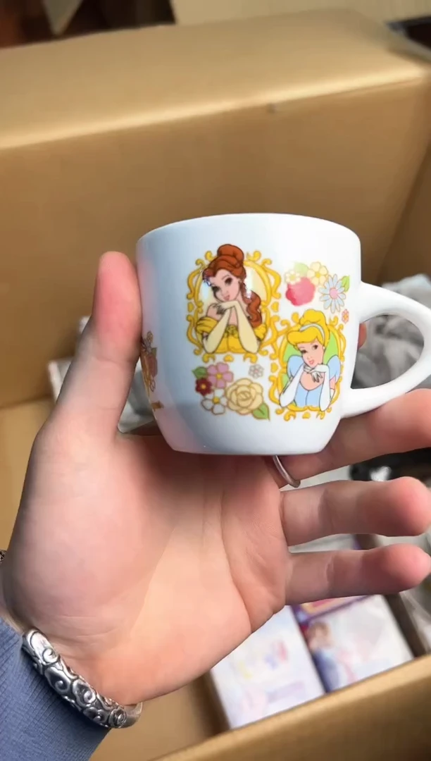 【闪购商品】瓷片z回流动漫屋防拍链接