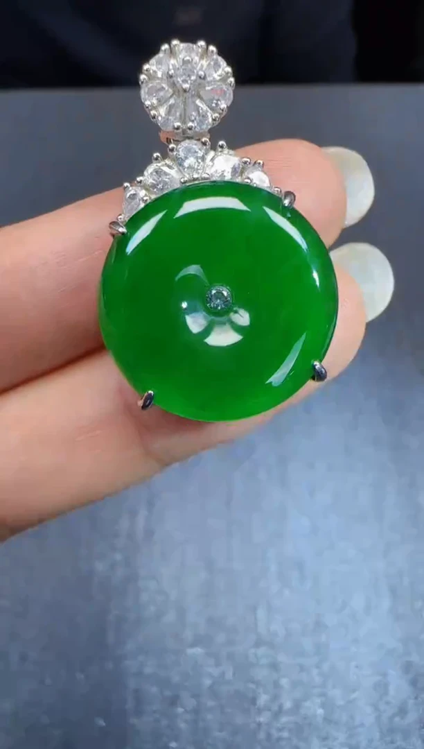 未镶嵌定制翡翠翡翠吊坠77