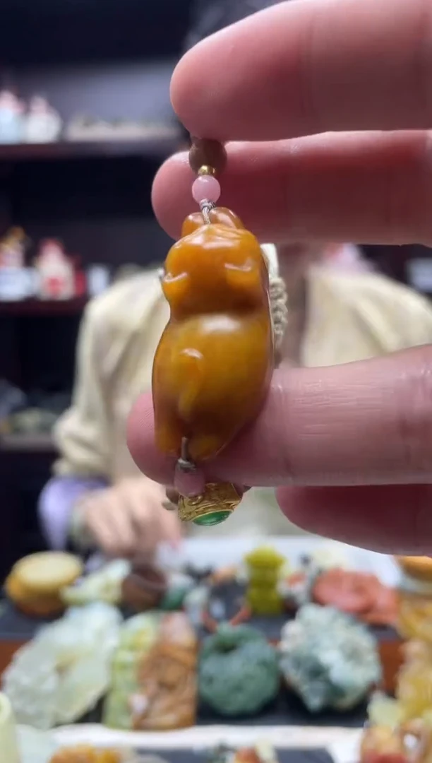 未镶嵌岫玉吊坠·