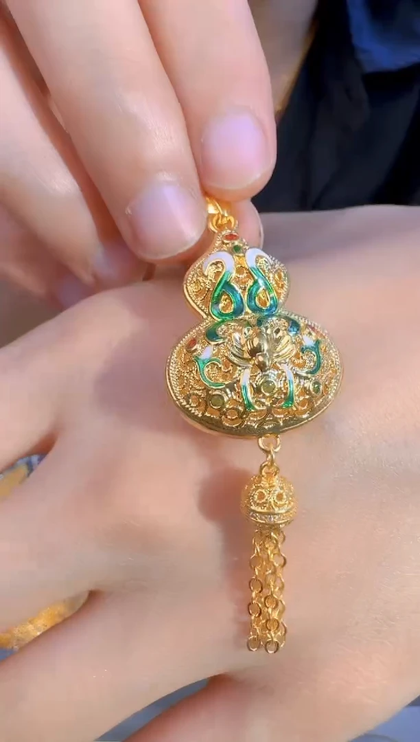 流苏葫芦吊坠2.38g（多样性发货）