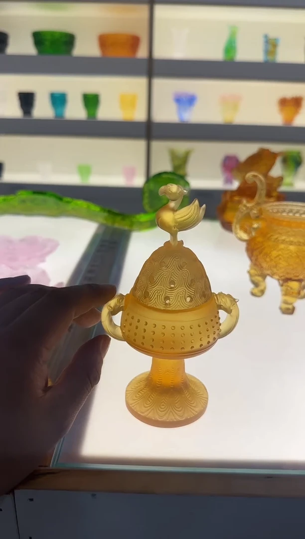 手工艺品琉璃乌金香炉