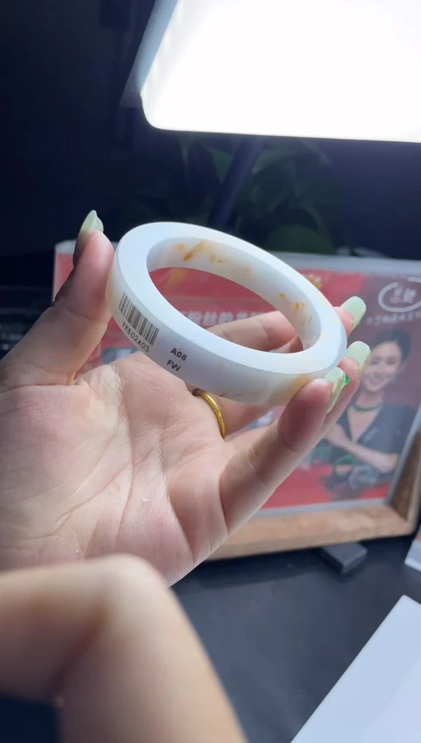 【闪购商品】定制翡翠手镯未镶嵌手镯DDQ/发一件