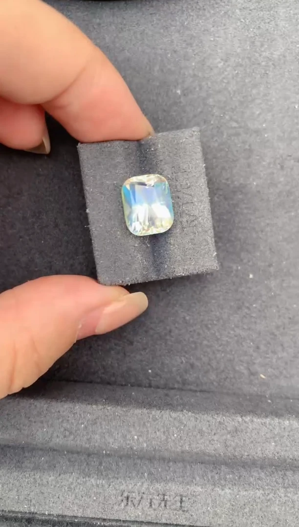 长石裸石5.1ct月光石  GH  定制