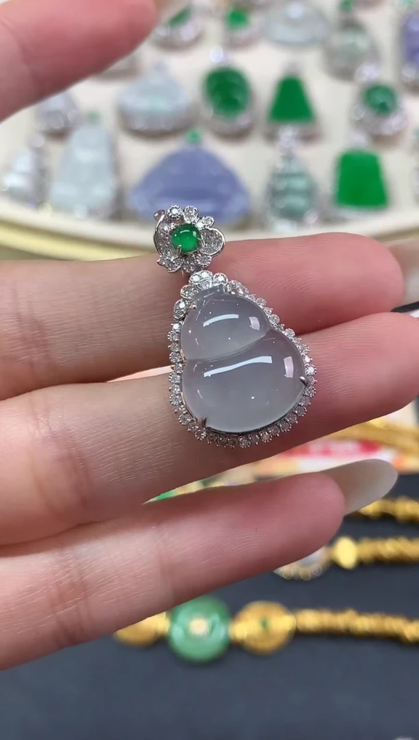 吊坠(不含链)18K金镶嵌翡翠吊坠(不含链)|7800