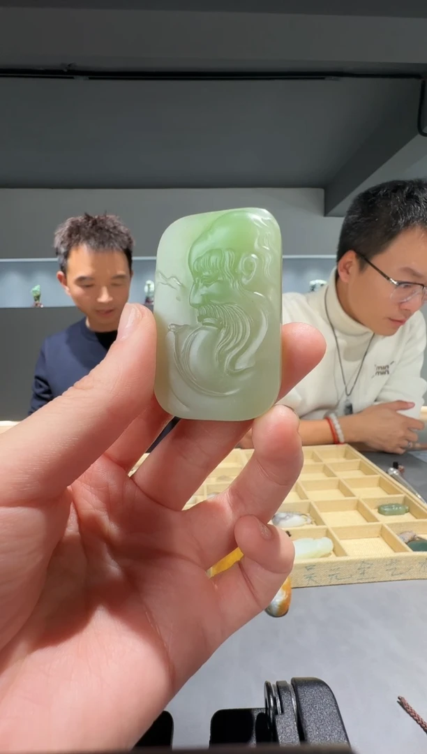 未镶嵌和田玉挂件53-达摩悟道     翠青