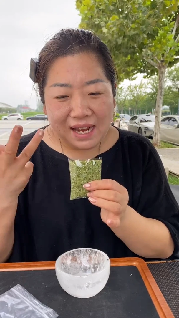 未镶嵌碎石橄榄石橄榄石碎石100g一袋多样性发货