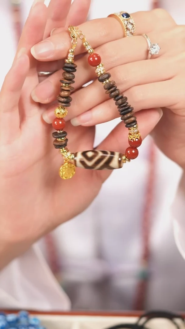 玛瑙/玉髓（覆膜）颈饰未镶嵌传世珠宝-多样性发其一