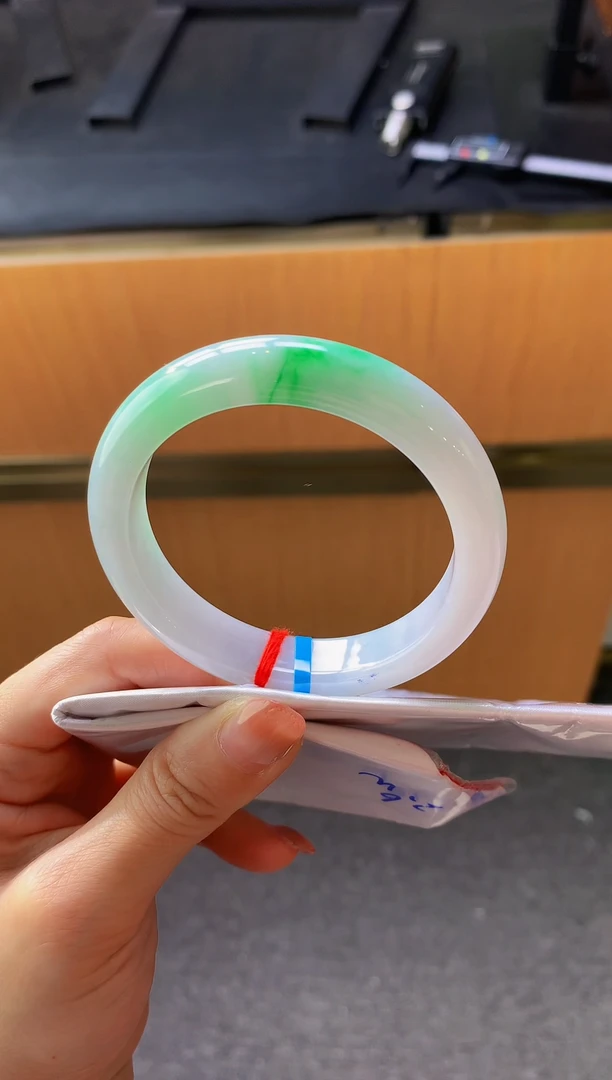 未镶嵌手镯翡翠-C169 圈口54