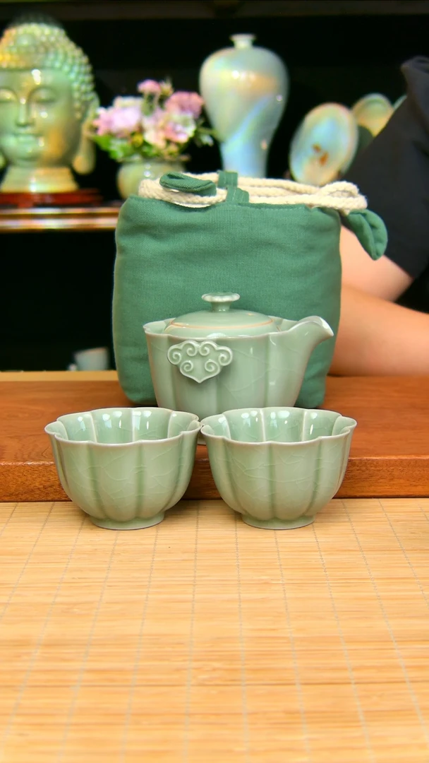 汝瓷手抓壶原矿不完美