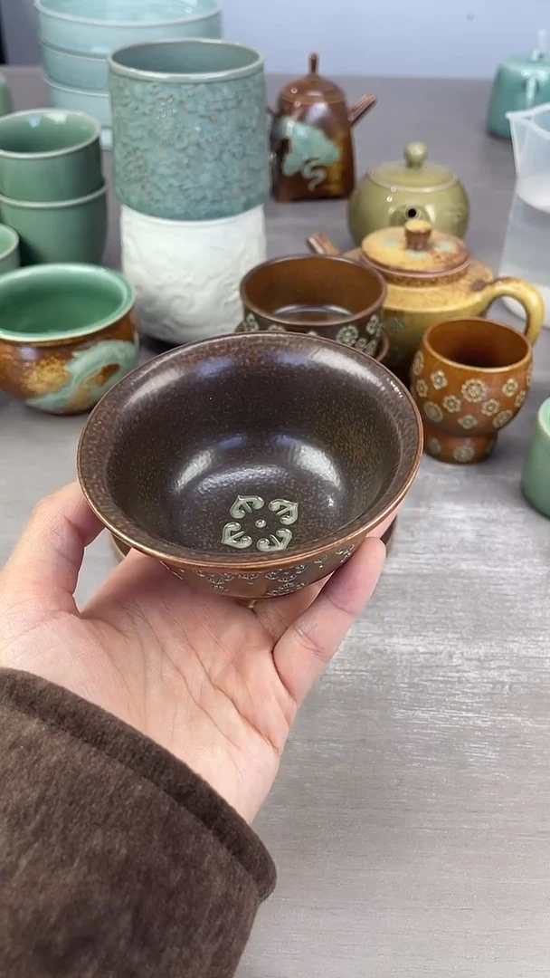 青瓷仓储清仓福利