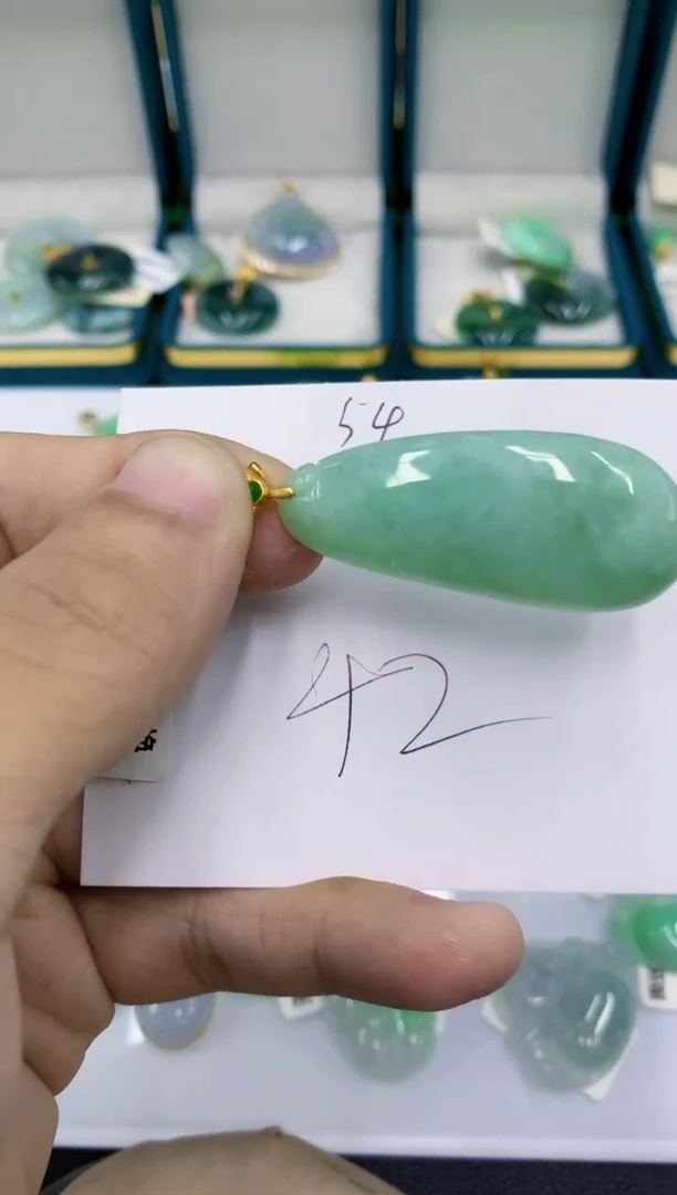 颈饰未镶嵌翡翠1111111111