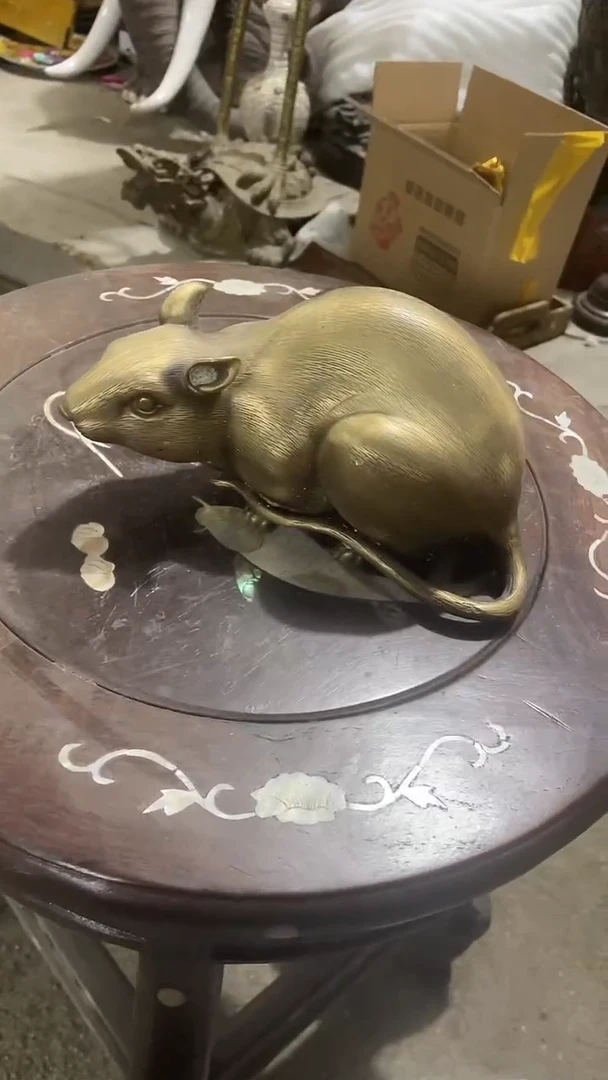 【闪购商品】木木雕新年快乐 香木摆件