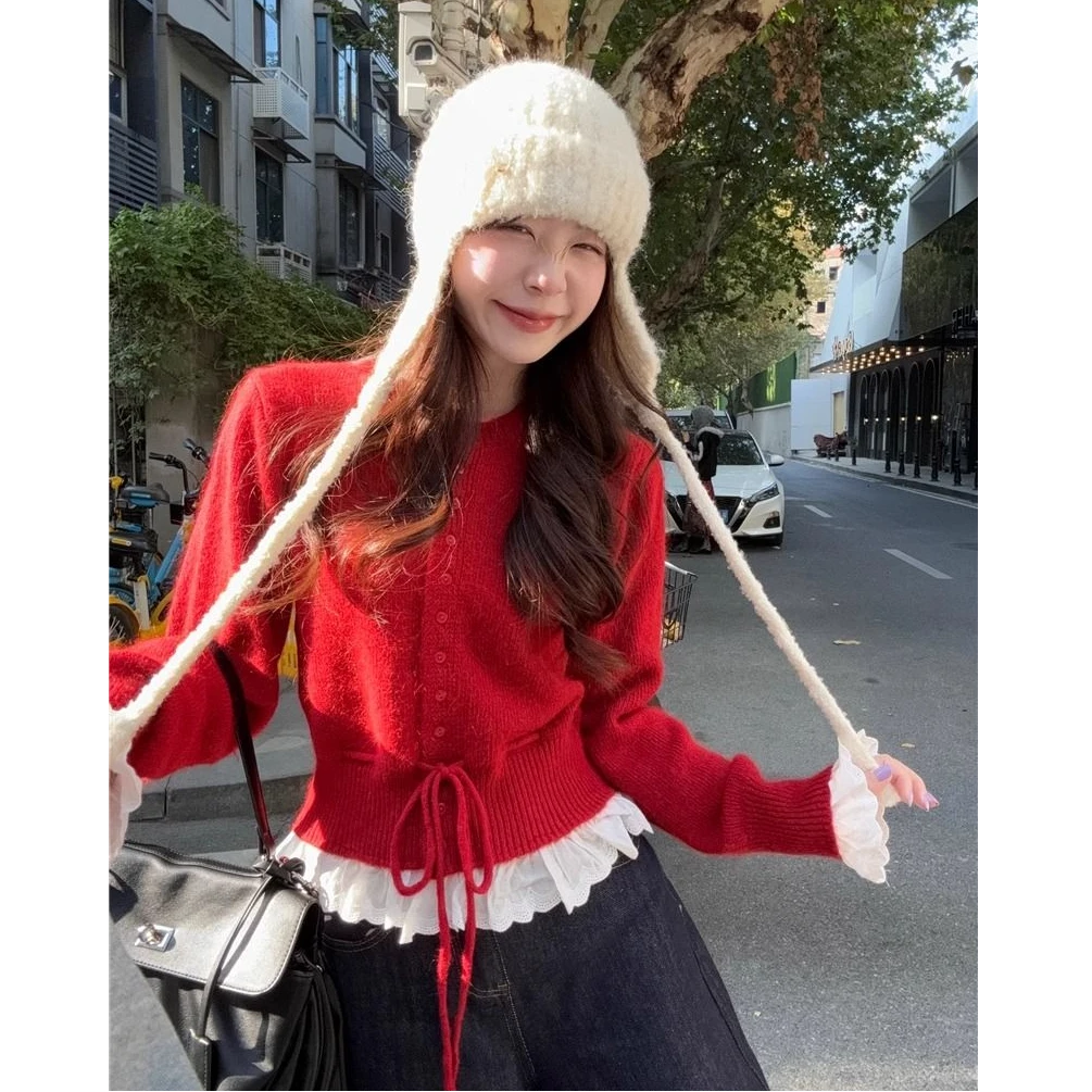 100667##韩系花边拼接毛衣女装秋冬收腰针织开衫小个子上衣显瘦