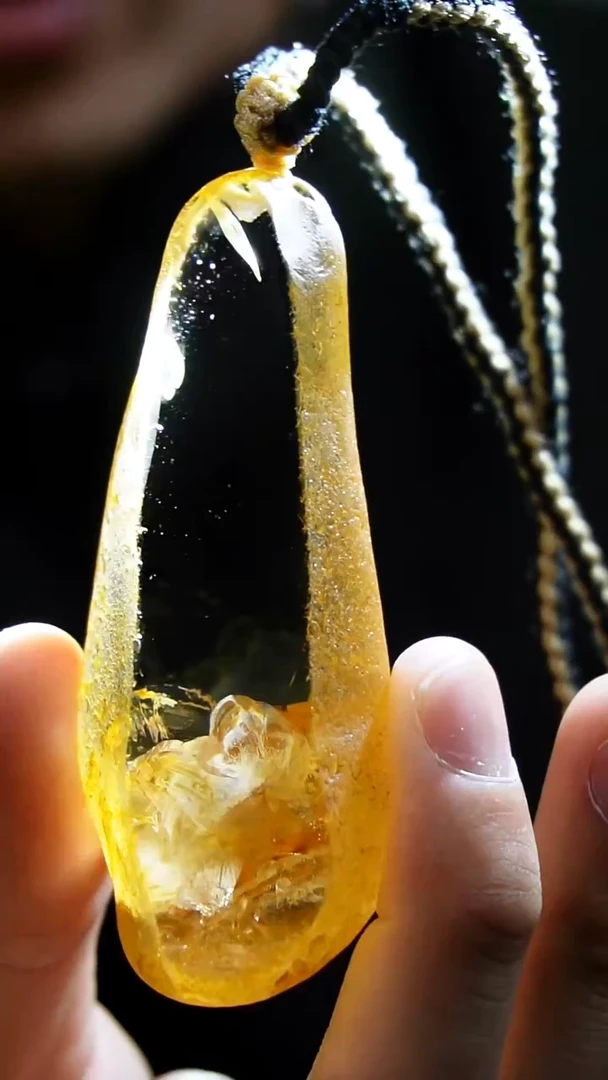 吊坠(赠链)未镶嵌水晶水晶