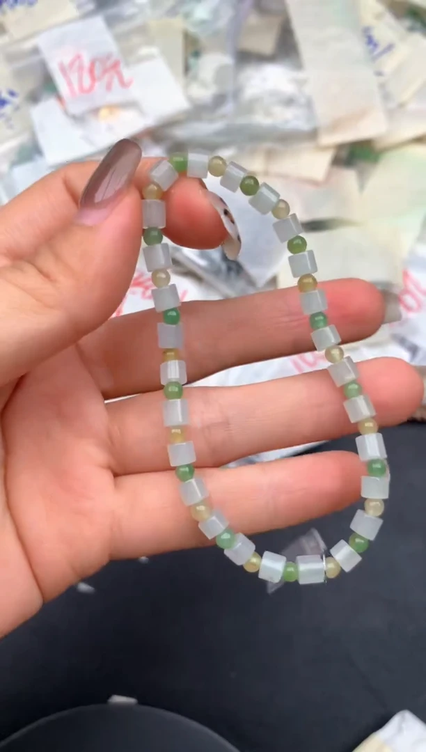 未镶嵌挂件翡翠一