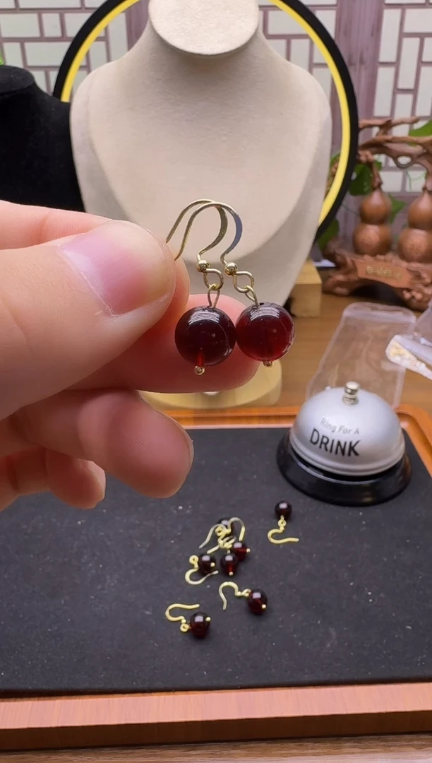 血珀14K金镶嵌耳饰E29