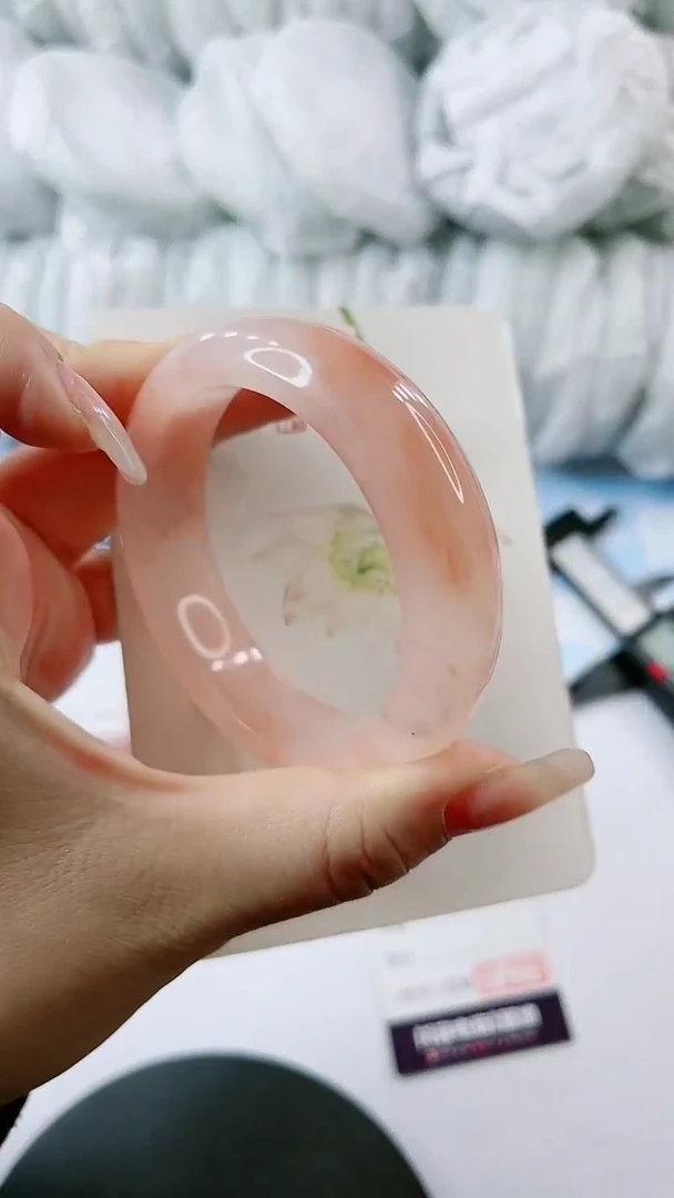 【闪购商品】石英质玉手镯未镶嵌0833674182-