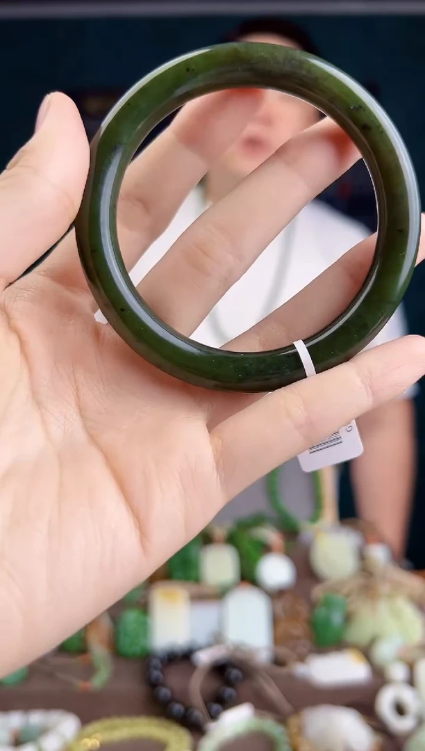 和田玉未镶嵌颈饰多样性发货 拍一单发一个55.6