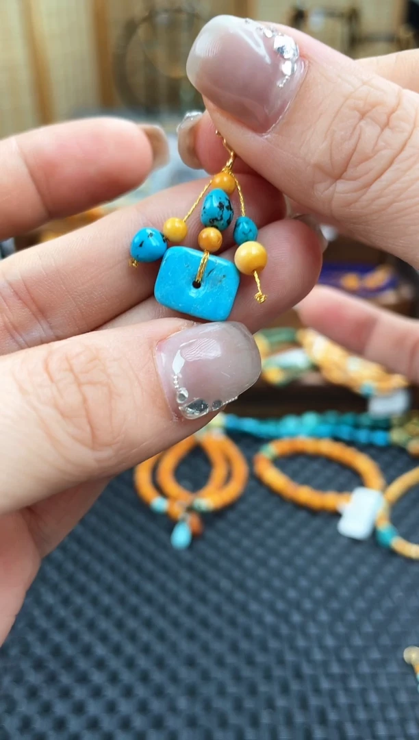 银S925镶嵌琥珀吊坠(不含链)小滴溜