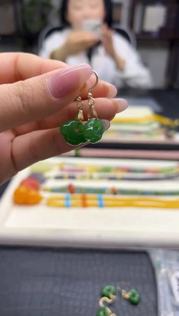14K金镶嵌和田玉耳饰DIY款E859