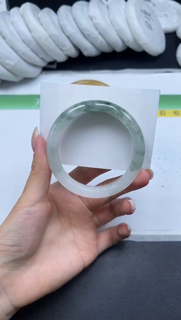 未镶嵌手镯石英质玉0105-5455