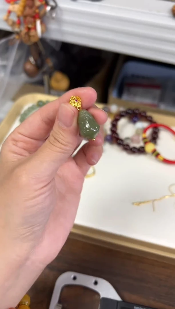 项链未镶嵌和田玉孤品和田玉貔貅吊坠[0713]