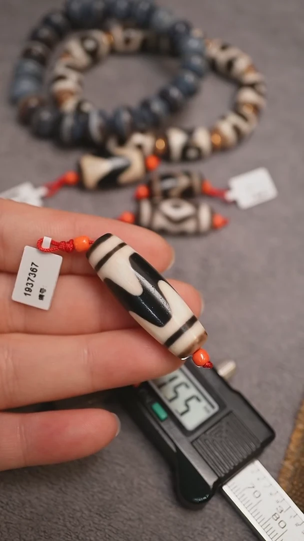 未镶嵌颈饰玛瑙/玉髓蚀花玛瑙珠定制编绳