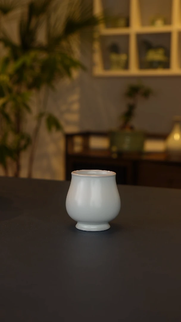 36号月白釉玉兰杯  一级无纹80CC