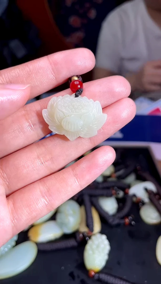 和田玉未镶嵌挂件1