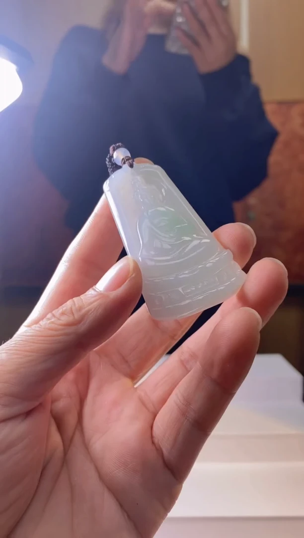 【闪购商品】翡翠颈饰未镶嵌11111111