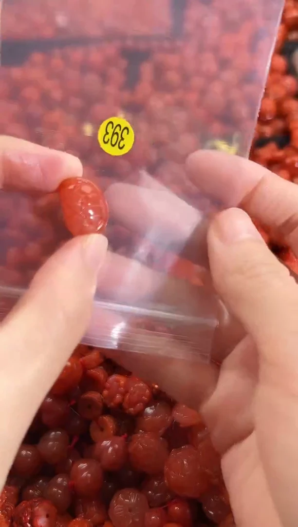 颈饰未镶嵌南红玛瑙1