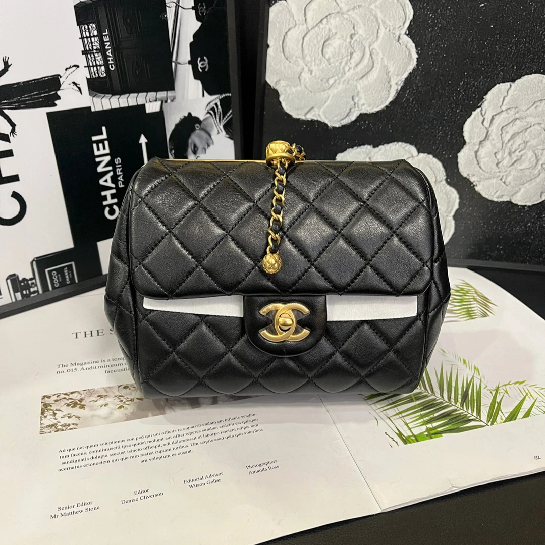 95新 Chanel/香奈儿 23S黑金金球蛙口晚宴手提包B1537