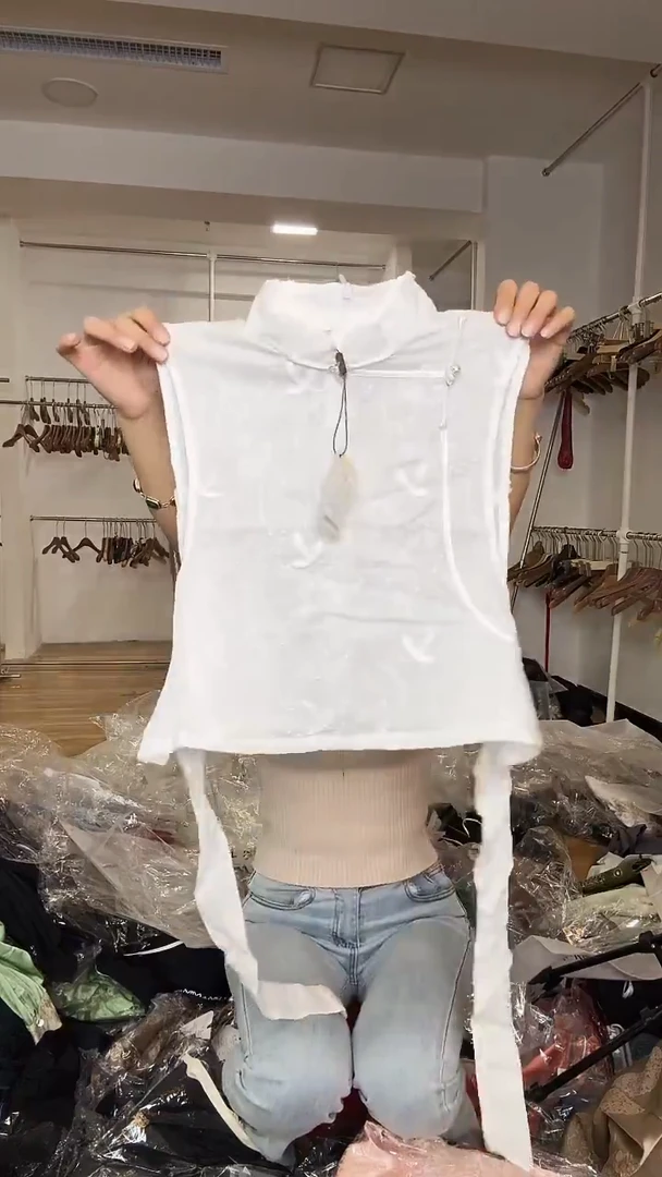 衬衣       M码        100斤