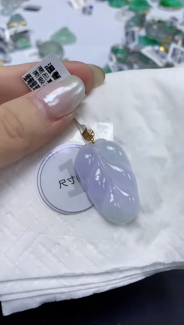 颈饰18K金镶嵌翡翠天然缅甸翡翠A货百元以上9元证书费自理